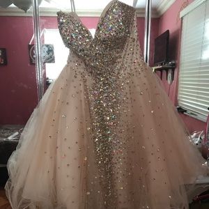 Beautiful Beige and Silver Short Dress